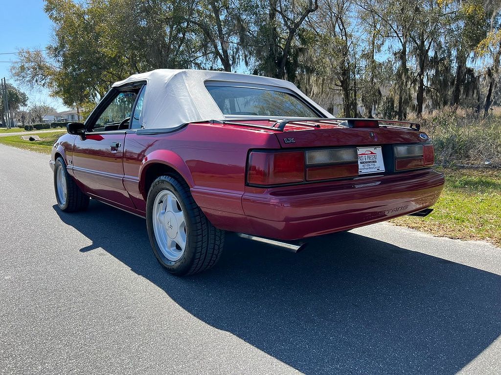 1993 Ford Mustang LX image 24