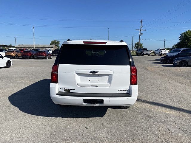 2019 Chevrolet Suburban Premier image 4