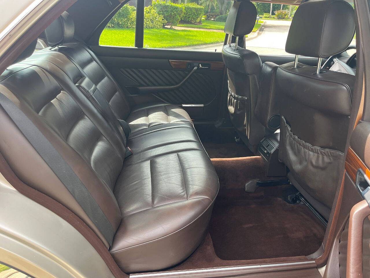 1989 Mercedes-Benz 420