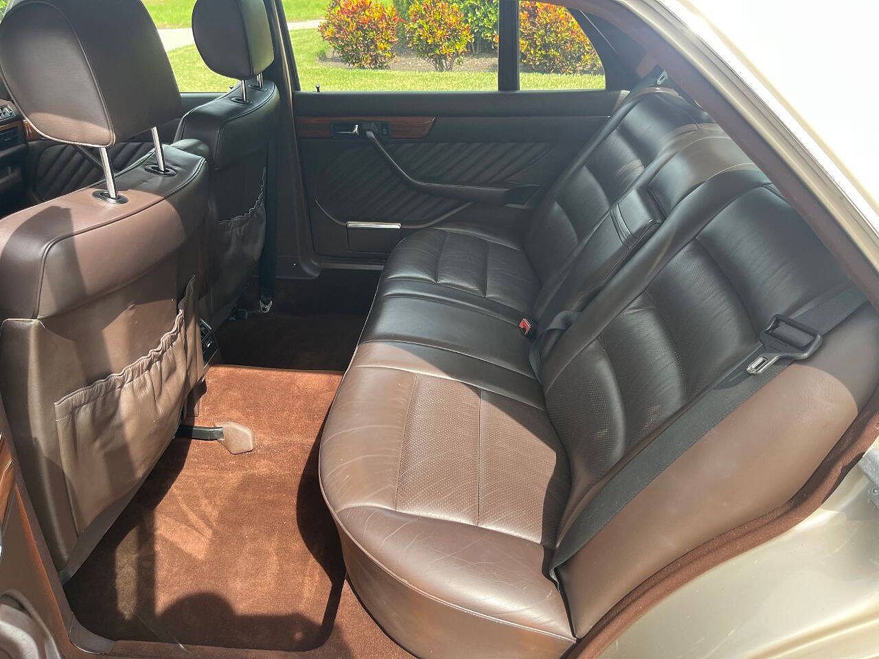 1989 Mercedes-Benz 420
