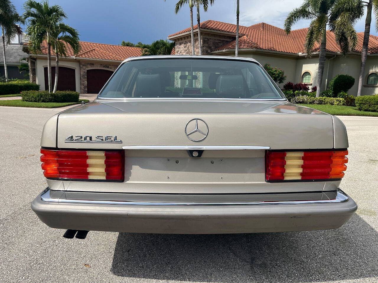 1989 Mercedes-Benz 420