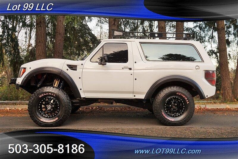 1991 Ford Bronco null image 0