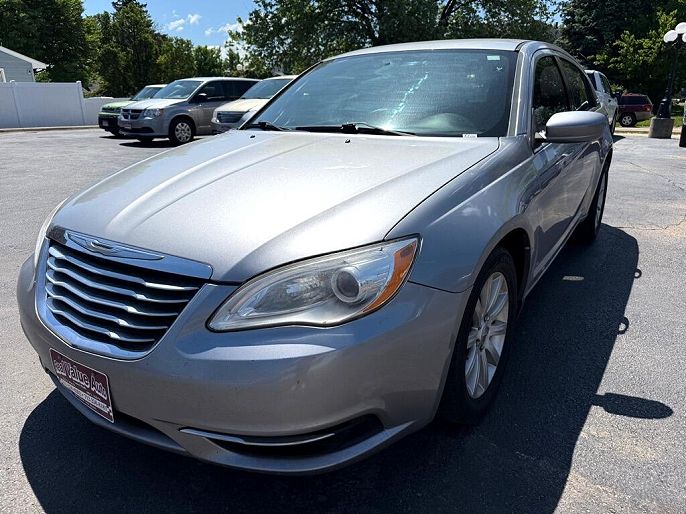 2013 Chrysler 200