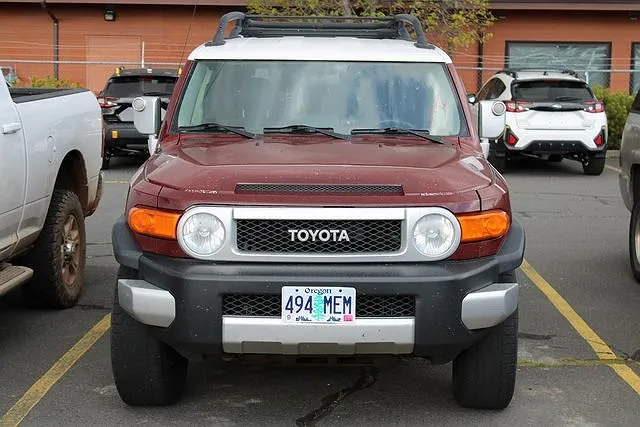 2008 Toyota FJ Cruiser null image 3