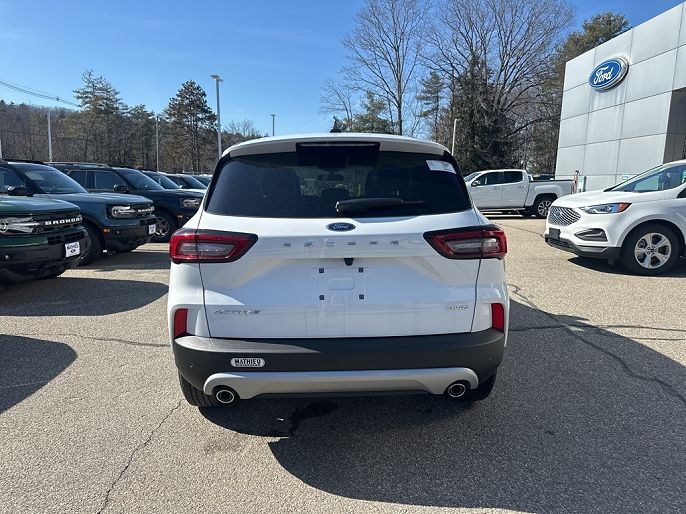 2025 Ford Escape