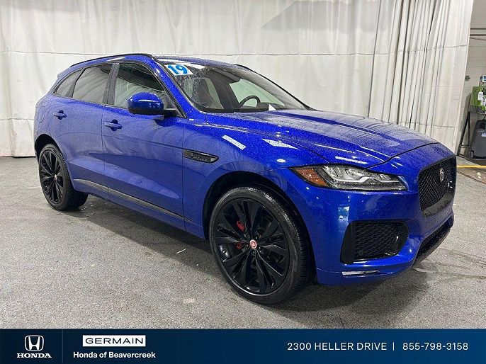2019 Jaguar F-Pace