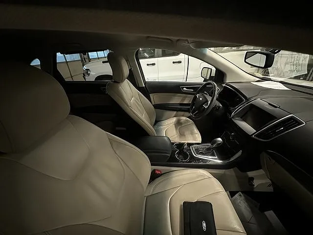 2015 Ford Edge