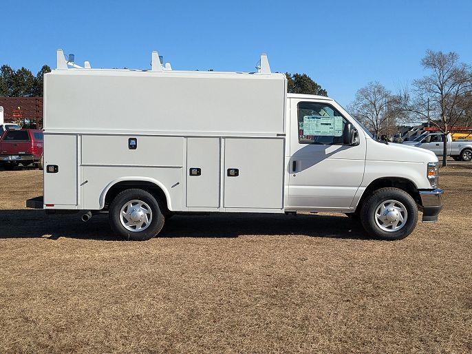 2025 Ford Econoline