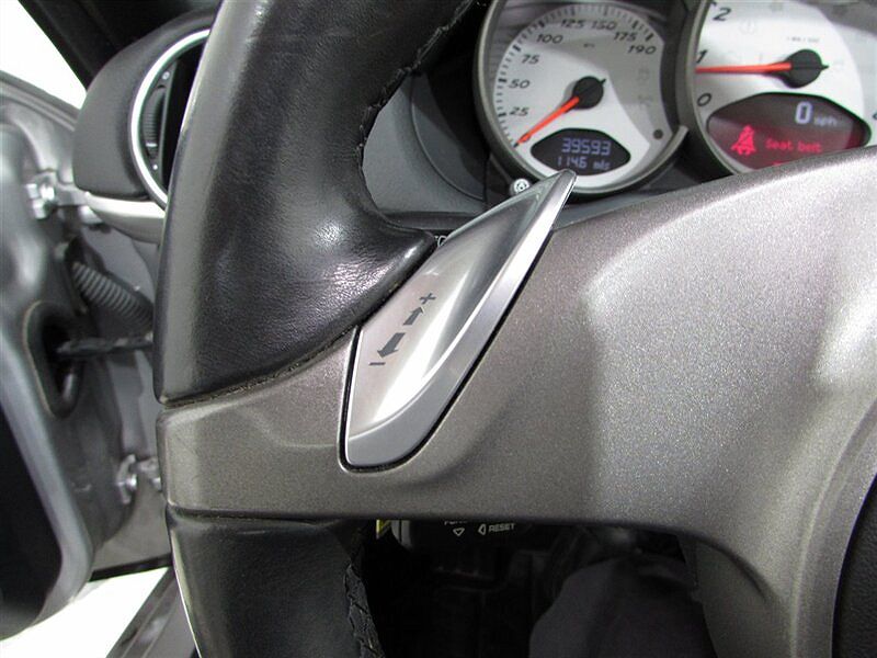 2010 Porsche Boxster S image 17
