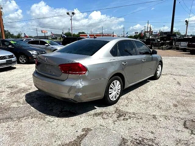 2014 Volkswagen Passat