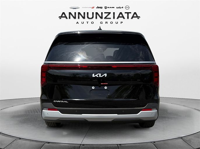 2025 Kia Carnival