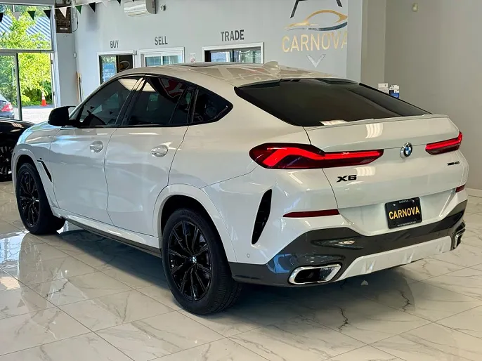 2022 BMW X6