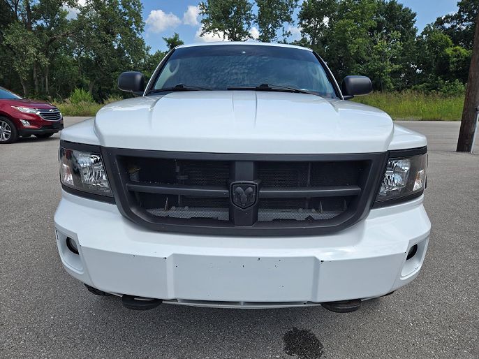 2011 Ram Dakota
