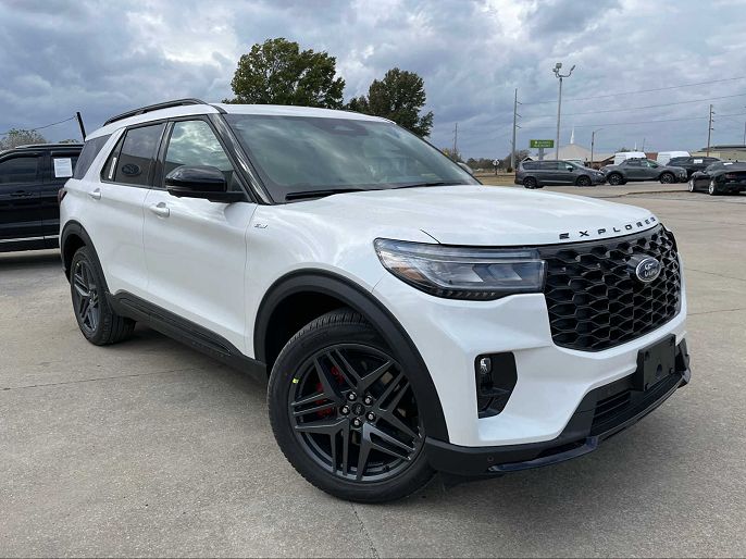 2025 Ford Explorer