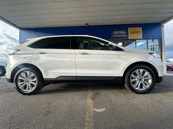 2021 Ford Edge