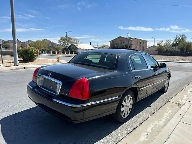 2007 Lincoln Town Car
