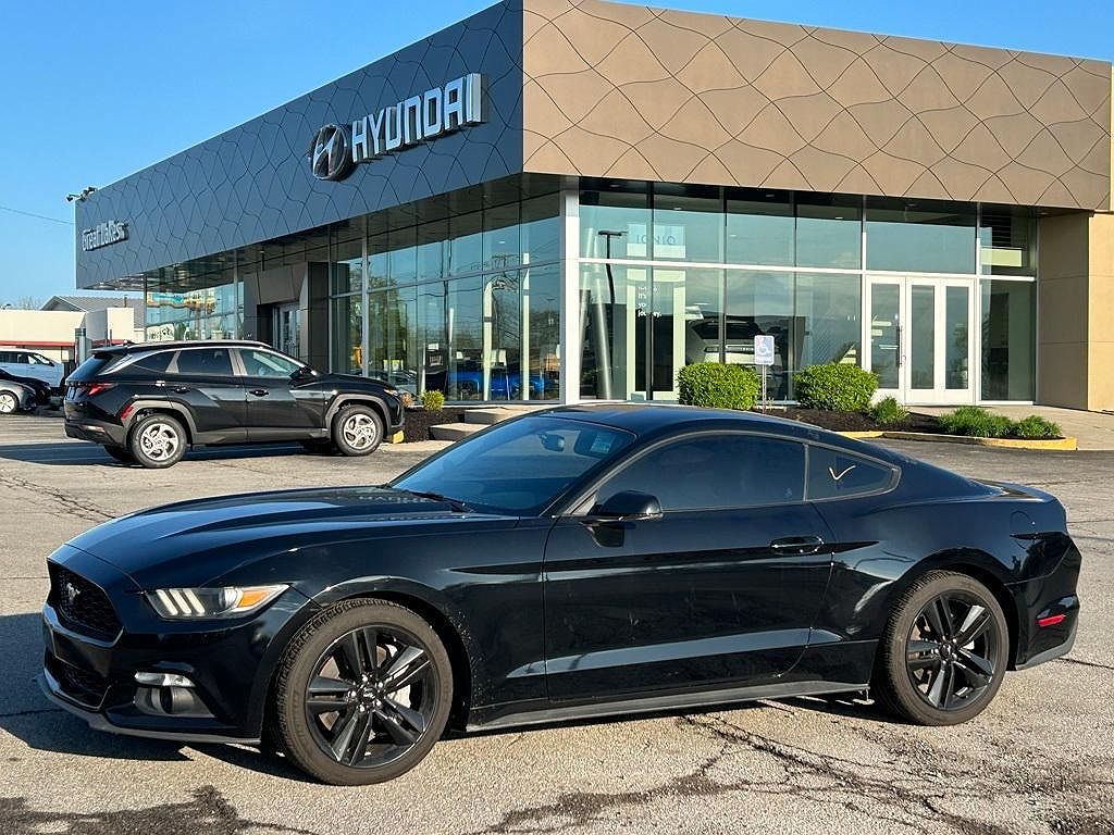 2016 Ford Mustang null image 0