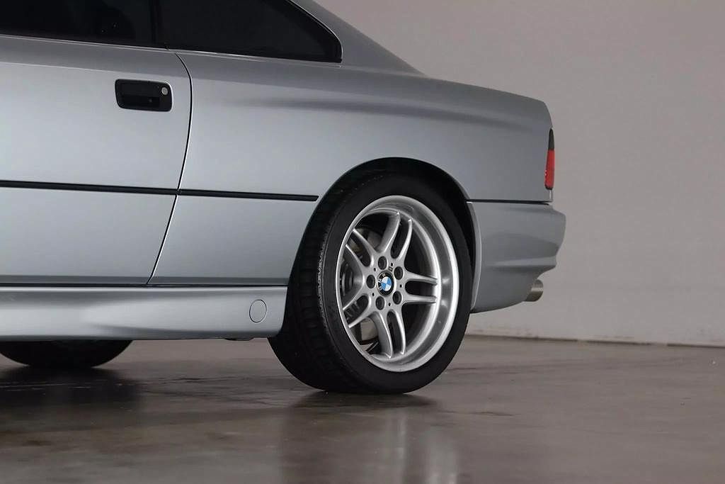 1997 BMW 8 Series 840Ci image 37