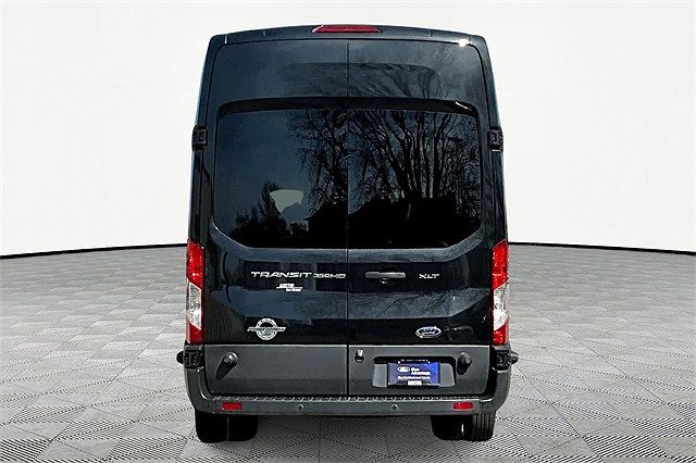 2015 Ford Transit XLT image 5