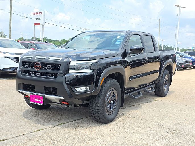 2025 Nissan Frontier
