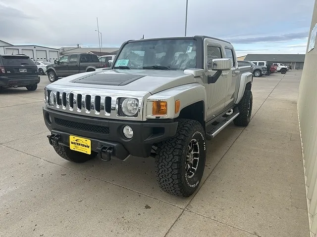 2010 Hummer H3T