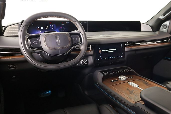 2026 Lincoln Navigator L