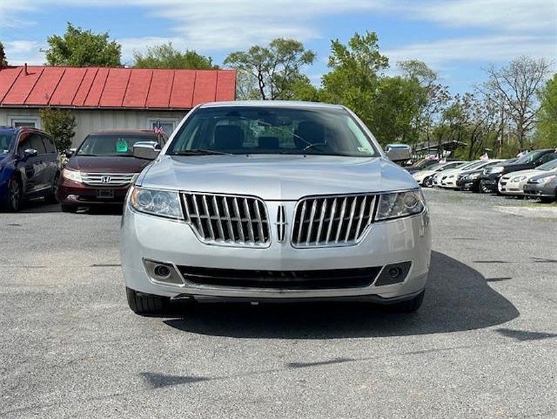 2011 Lincoln MKZ null image 1
