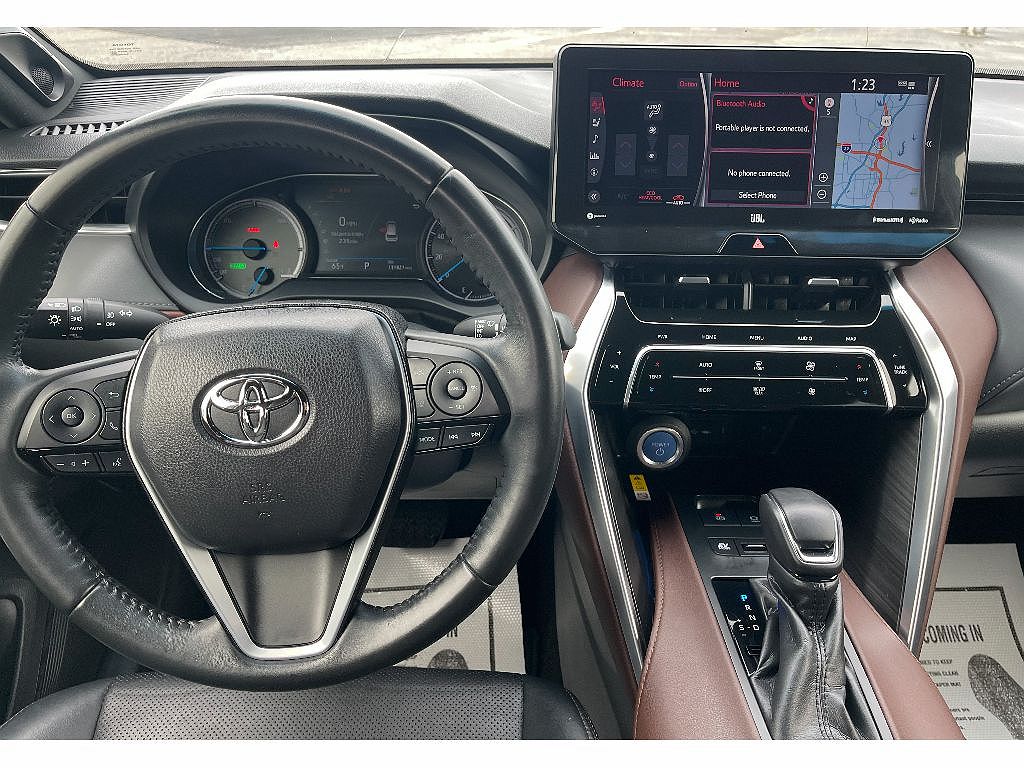 2022 Toyota Venza Limited image 2