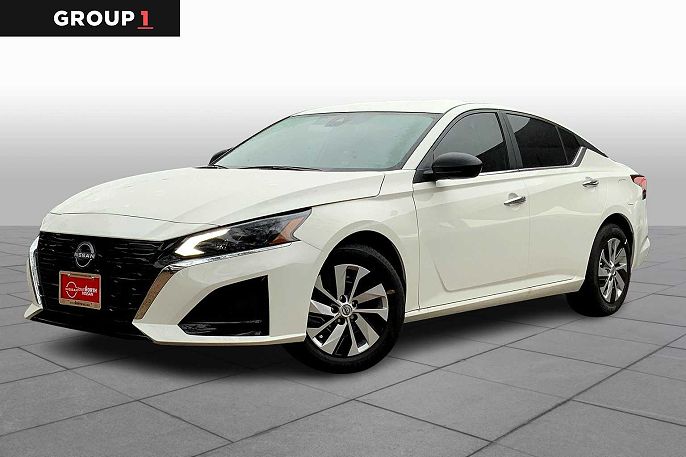 2025 Nissan Altima