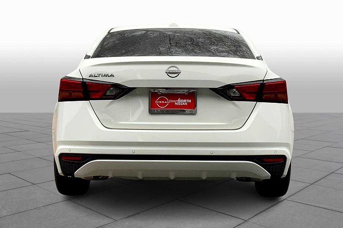 2025 Nissan Altima