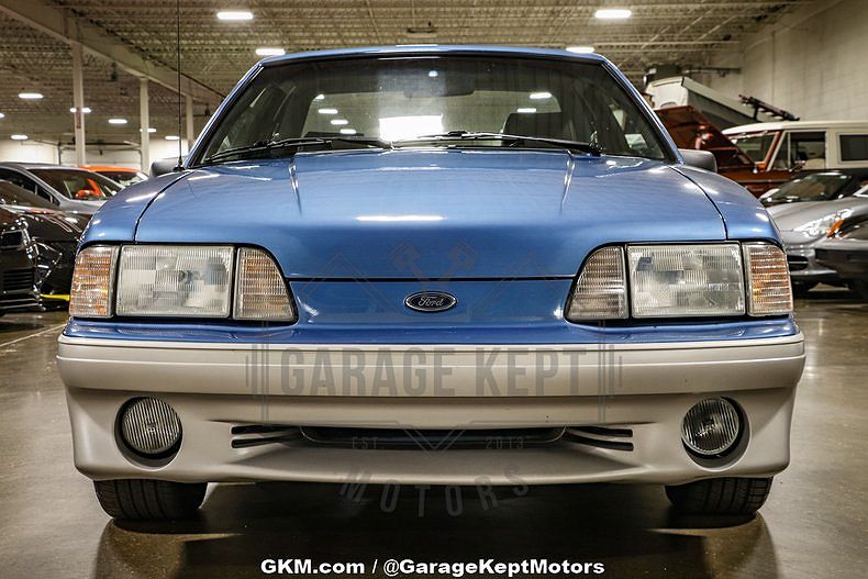 1988 Ford Mustang GT image 25
