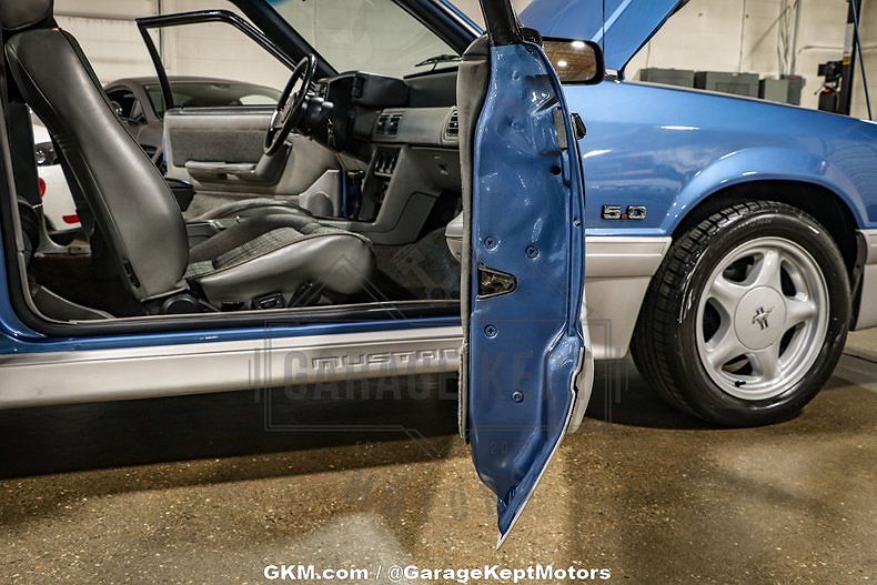 1988 Ford Mustang GT image 70
