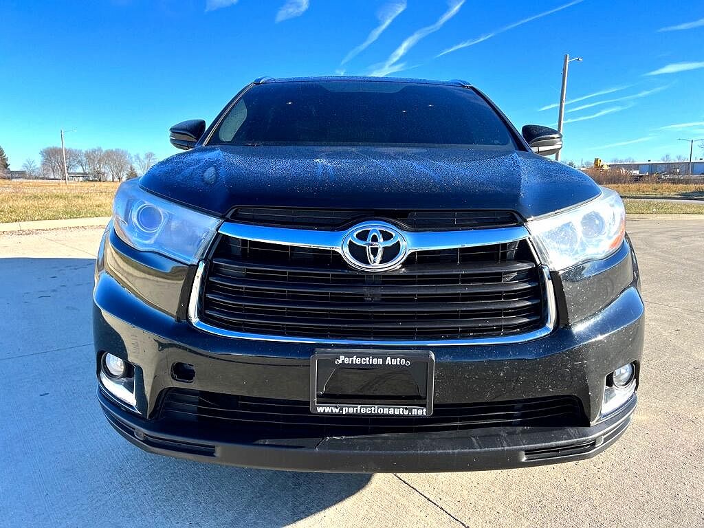 2015 Toyota Highlander Limited image 1