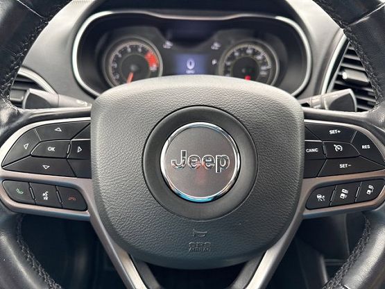 2021 Jeep Cherokee Limited photo 11