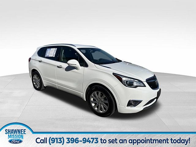 2019 Buick Envision Essence image 2