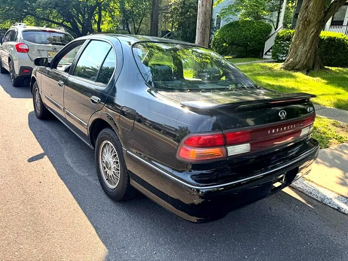 1996 Infiniti I30