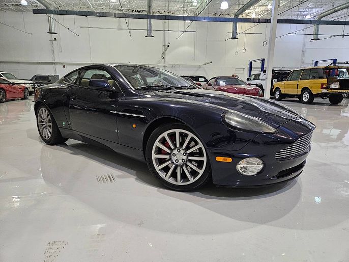 2004 Aston Martin V12 Vanquish
