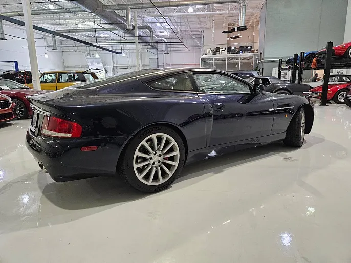 2004 Aston Martin V12 Vanquish
