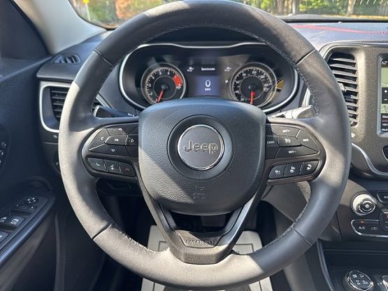 2022 Jeep Cherokee Trailhawk photo 10