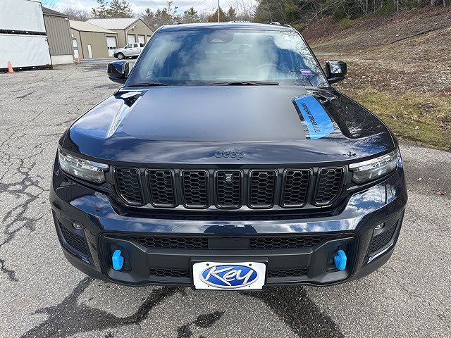 2022 Jeep Grand Cherokee