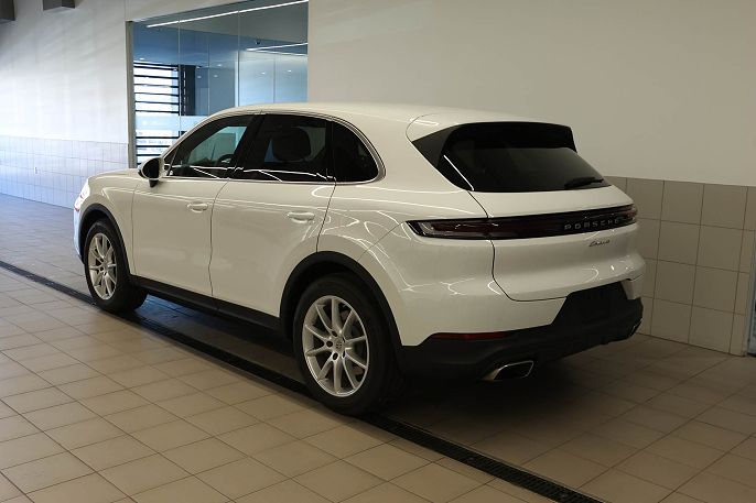 2024 Porsche Cayenne