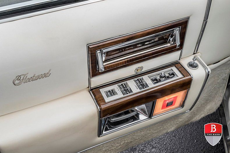 1986 Cadillac Fleetwood Brougham image 16