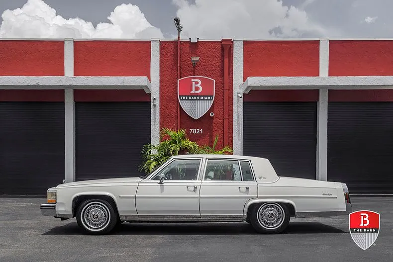 1986 Cadillac Fleetwood Brougham image 2