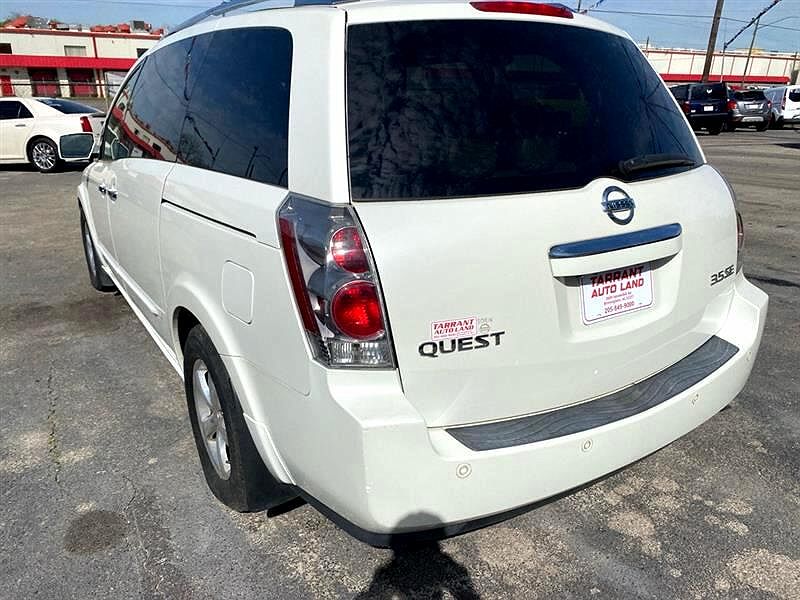 2007 Nissan Quest SE image 2