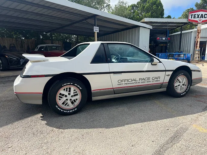 1984 Pontiac Fiero