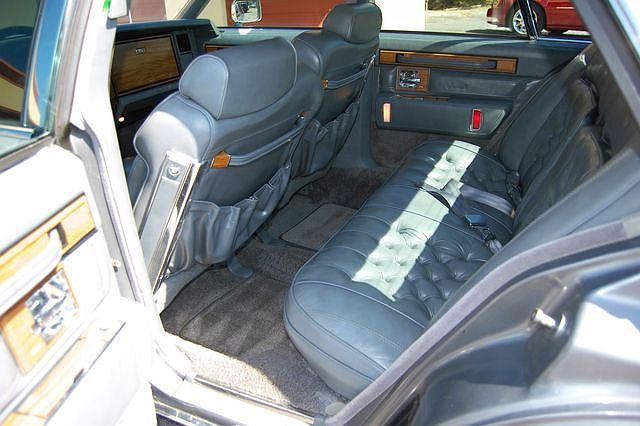1985 Cadillac Seville null image 14