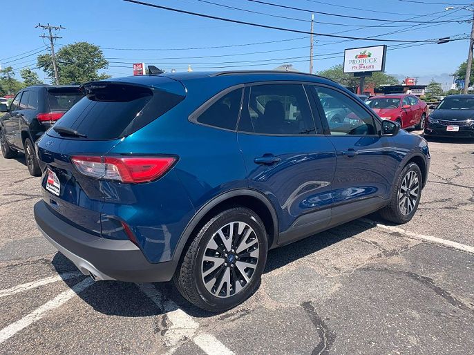 2020 Ford Escape