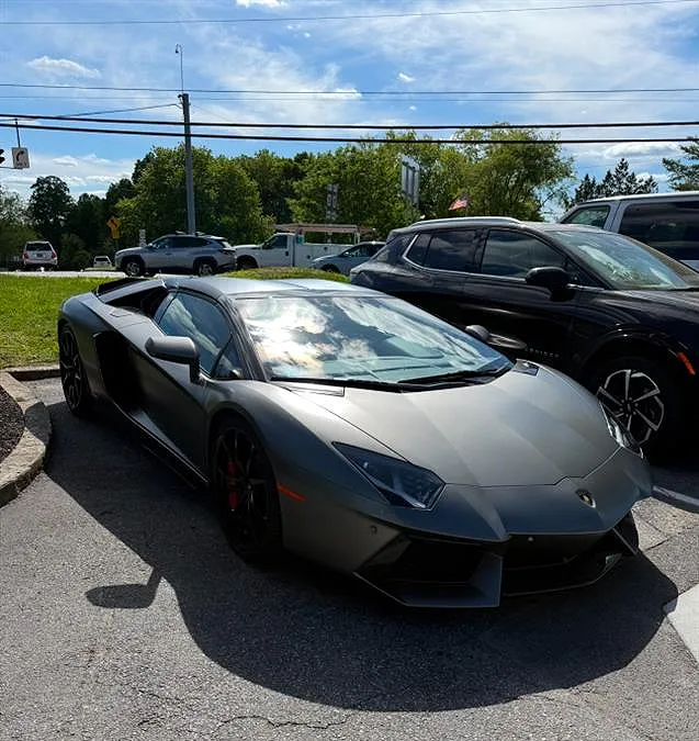 2014 Lamborghini Aventador