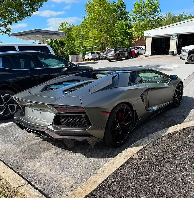 2014 Lamborghini Aventador