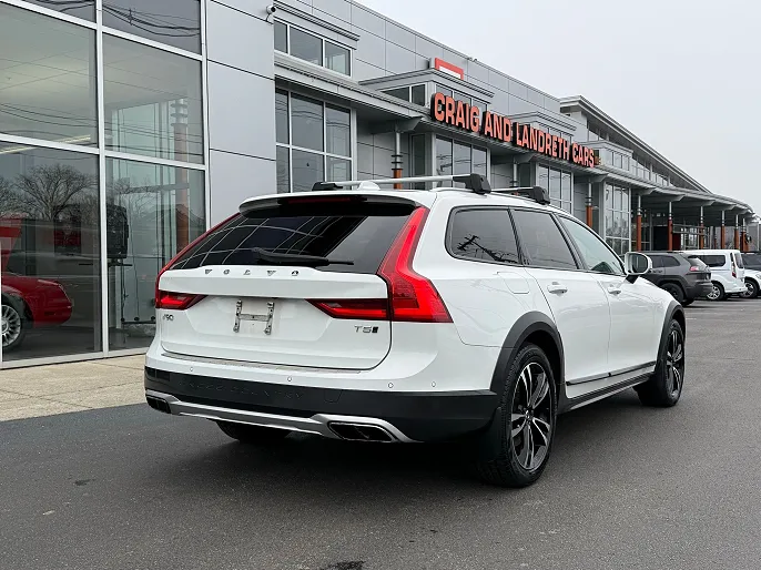 2018 Volvo V90